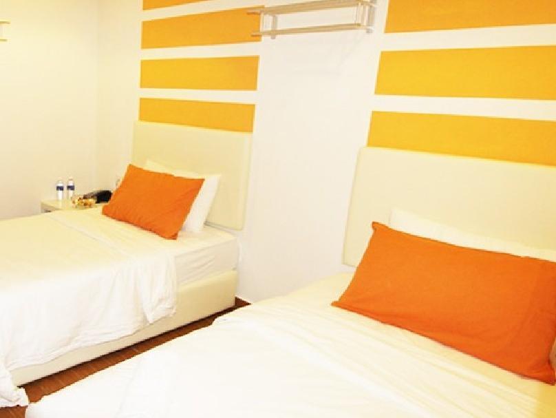 Oyo 419 City Boutique Hotel Банги Екстериор снимка