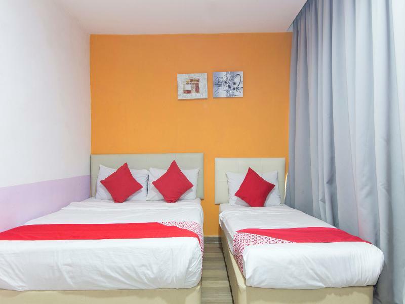 Oyo 419 City Boutique Hotel Банги Екстериор снимка