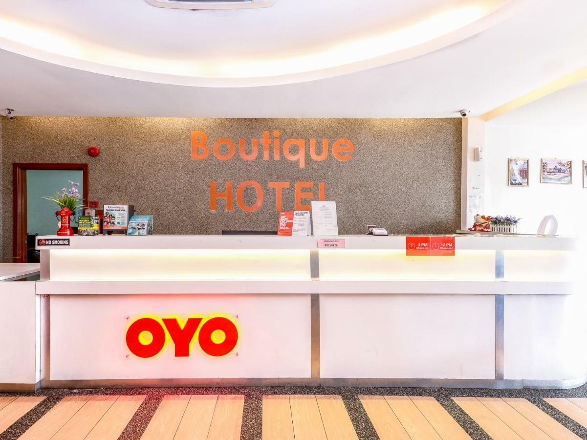 Oyo 419 City Boutique Hotel Банги Екстериор снимка